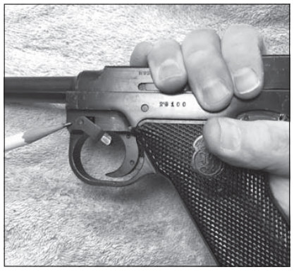 Archive image from page 4 of Husqvarna M40 “Lahti” Tips for working the Swedish “Iron Stove,”
