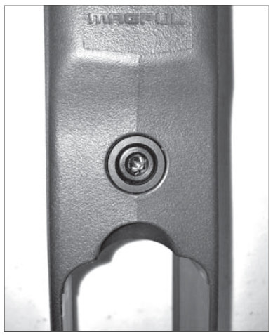 Archive image from page 17 of Working the T/CR22 Thompson-Center’s excellent 10/22 clone offers high value for the price and incorporates a number of unique and desirable features.